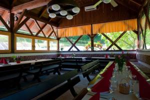 Kmetija Mlinar, foto Zvone Butala